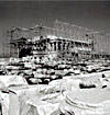 Ôá Ýñãá óôçí ÁèçíáúêÞ Áêñüðïëç (1975 - 2002)