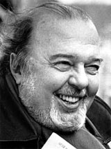 ÂÜê÷åò: Óå óêçíïèåóßá Sir Peter Hall